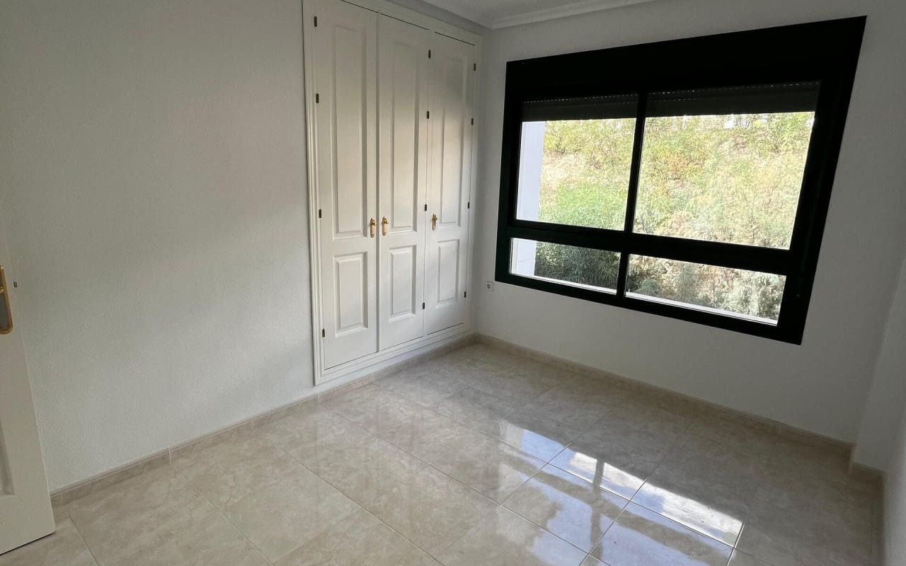 2 soveværelse Bungalow til salg i Orihuela Costa med swimmingpool - € 219.400 (Ref: 9046846)