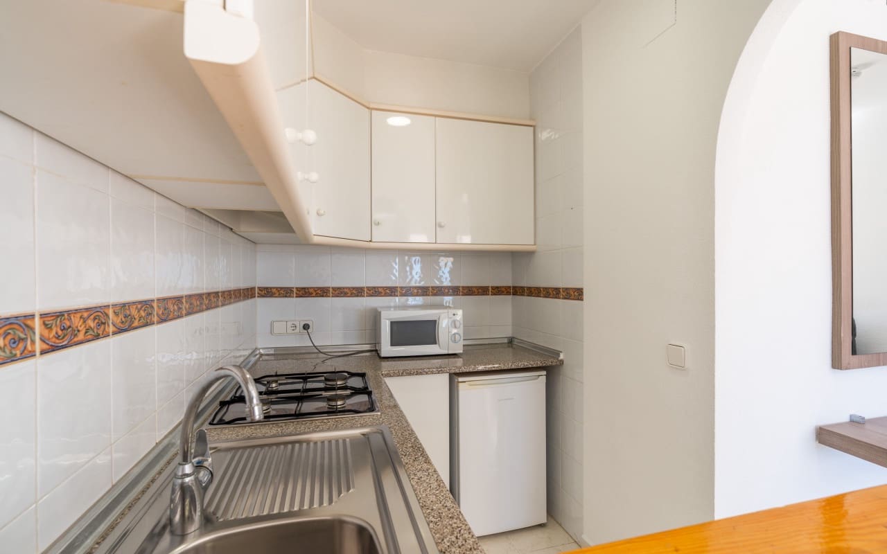 1 soverom Hus til salgs i Calpe / Calp med svømmebasseng - € 180 000 (Ref: 9046859)