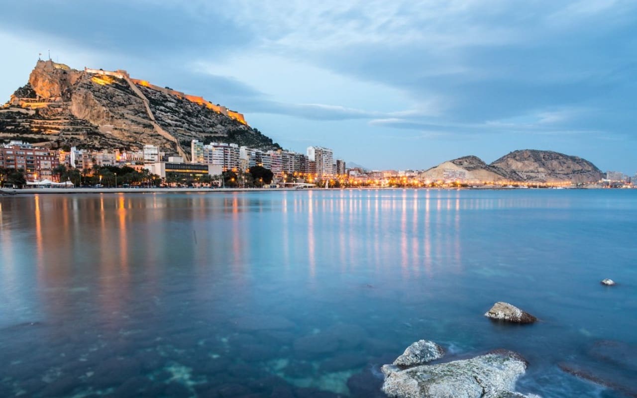 3 bedroom Villa for sale in Muchamiel / Mutxamel - € 450,000 (Ref: 9046879)