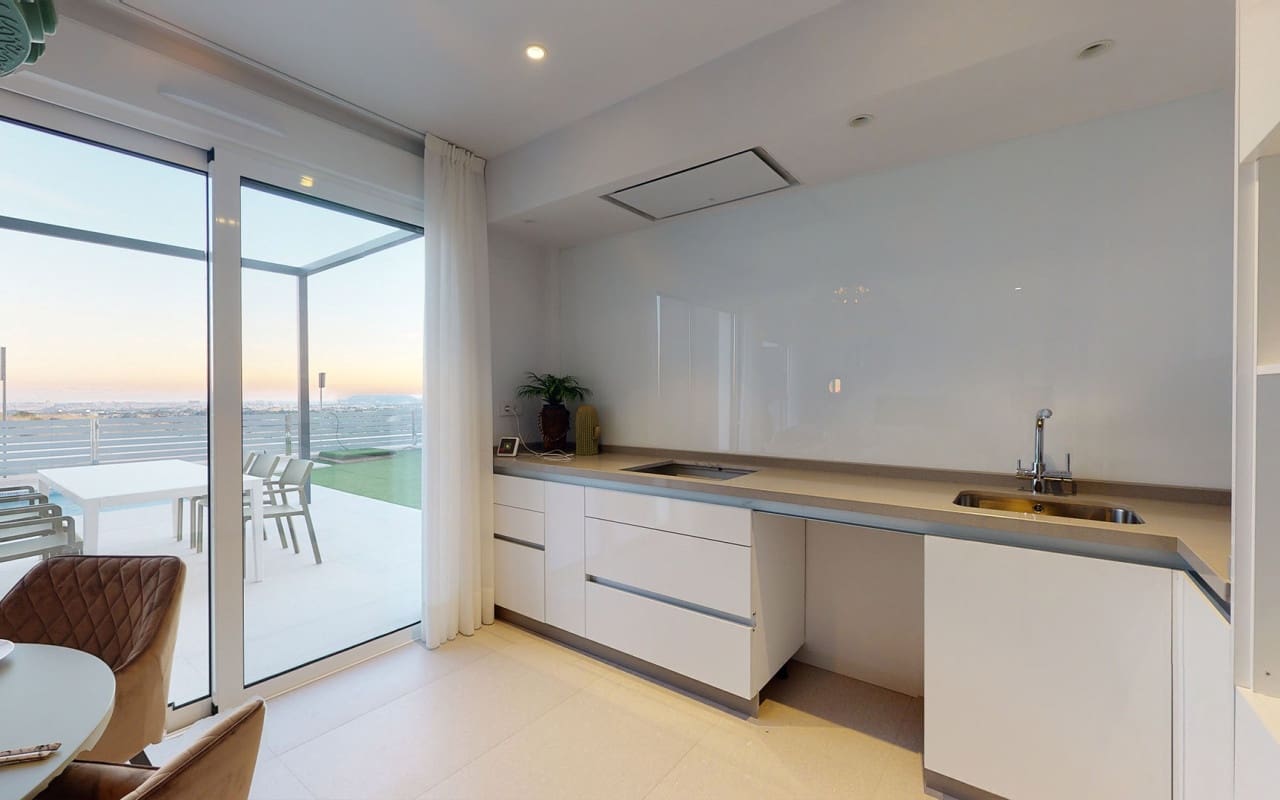 3 bedroom Villa for sale in Muchamiel / Mutxamel - € 450,000 (Ref: 9046879)