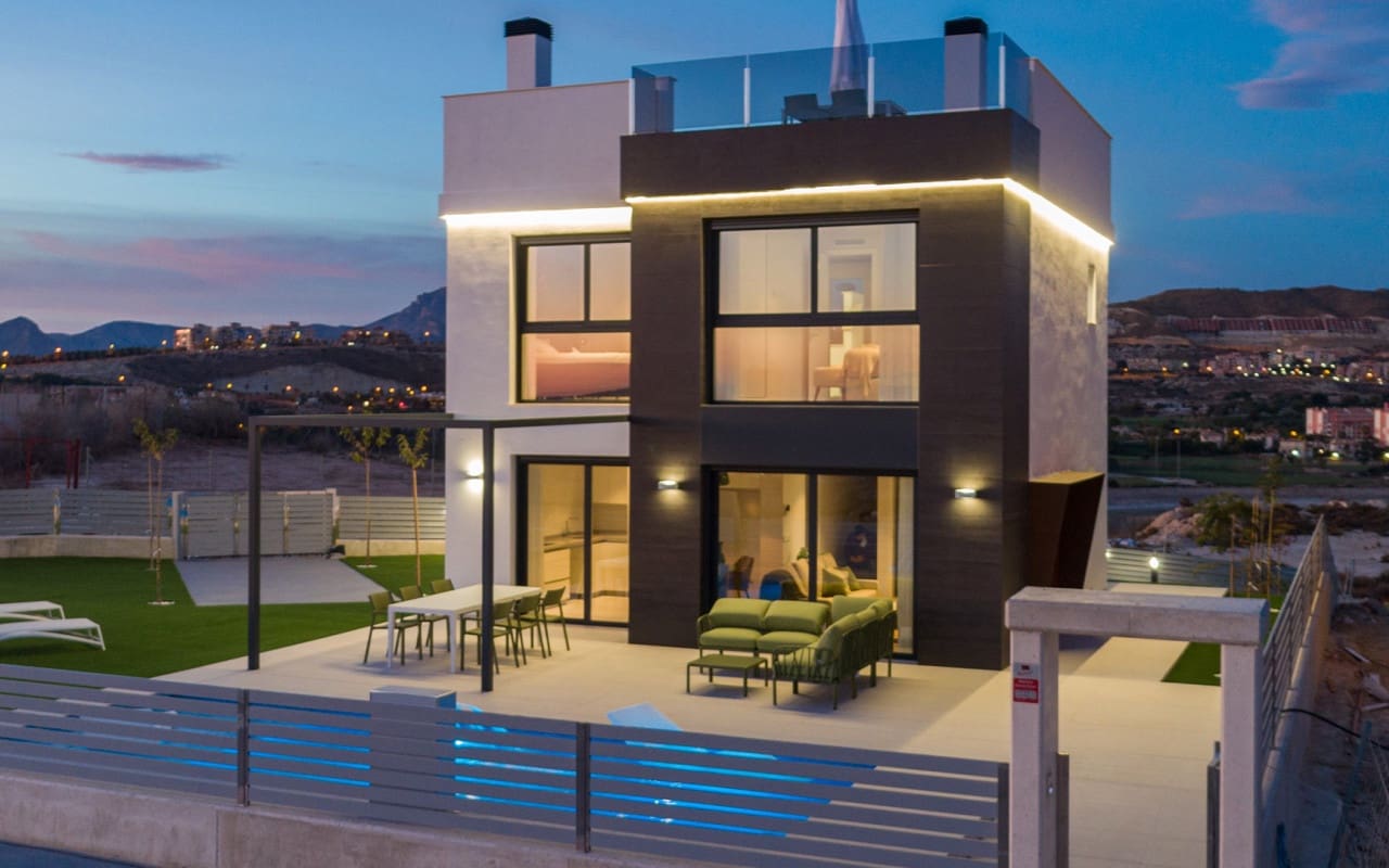 3 bedroom Villa for sale in Muchamiel / Mutxamel - € 450,000 (Ref: 9046879)