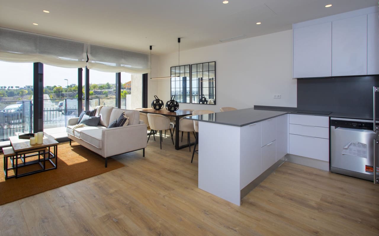 3 soveværelse Byhus til salg i Monforte del Cid med swimmingpool - € 330.000 (Ref: 9046925)