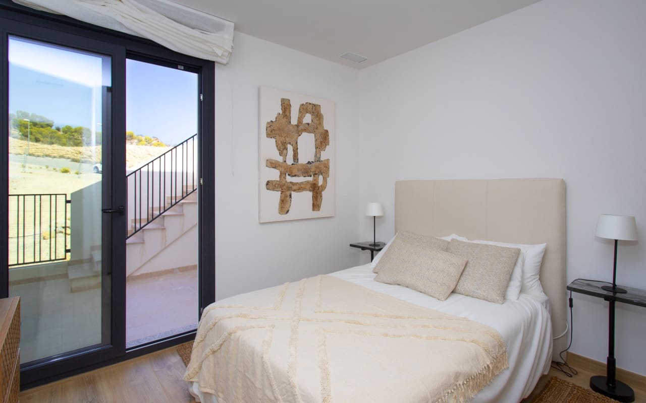 3 soveværelse Byhus til salg i Monforte del Cid med swimmingpool - € 330.000 (Ref: 9046925)