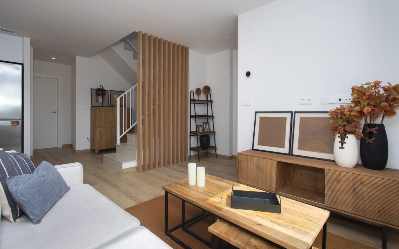 3 soveværelse Byhus til salg i Monforte del Cid med swimmingpool - € 330.000 (Ref: 9046925)