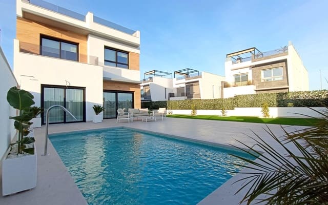 3 bedroom Townhouse for sale in Benijófar - € 449,000 (Ref: 9046942)