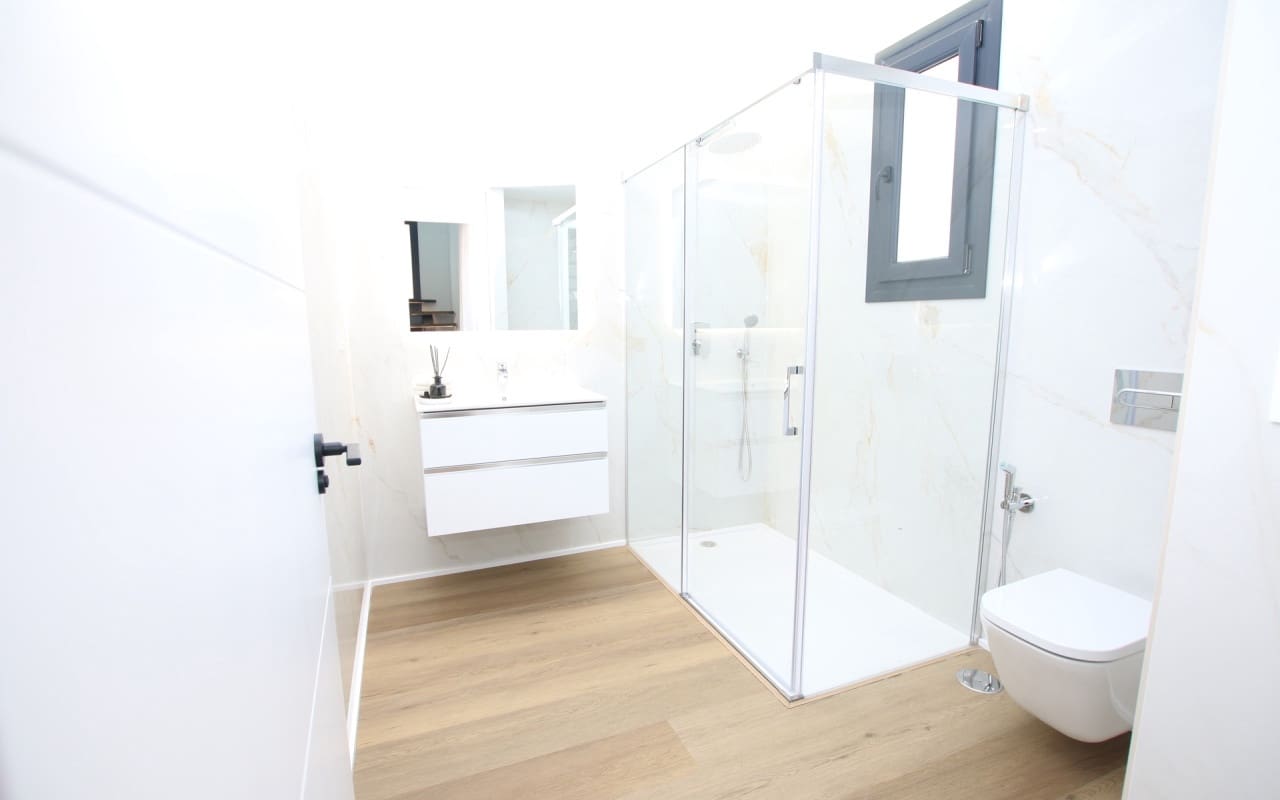 Chalet de 3 habitaciones en Pilar de la Horadada en venta - 725.000 € (Ref: 9046948)