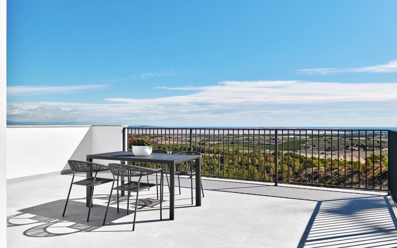 3 slaapkamer Villa te koop in San Miguel de Salinas - € 649.000 (Ref: 9046960)