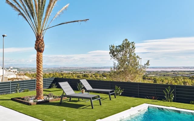 3 slaapkamer Villa te koop in San Miguel de Salinas - € 649.000 (Ref: 9046960)