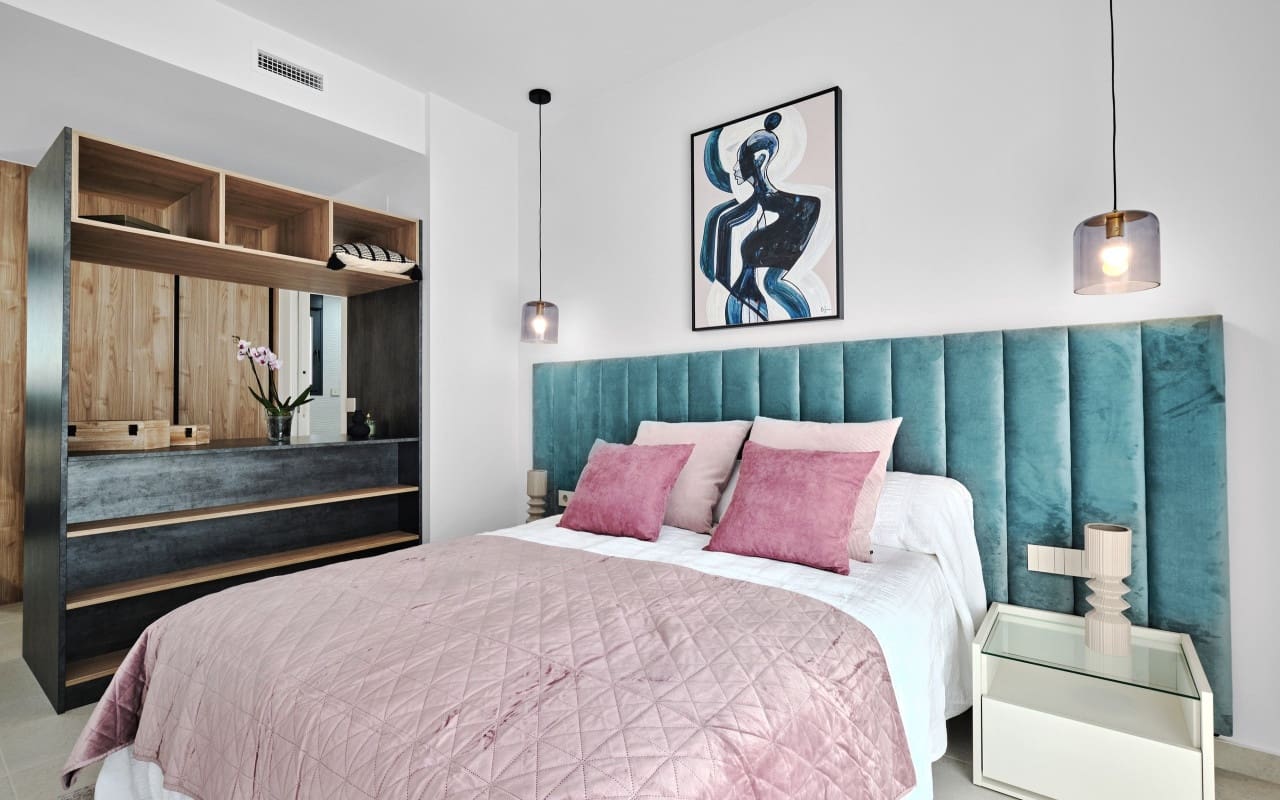 3 bedroom Villa for sale in San Miguel de Salinas - € 1,000,000 (Ref: 9046960)