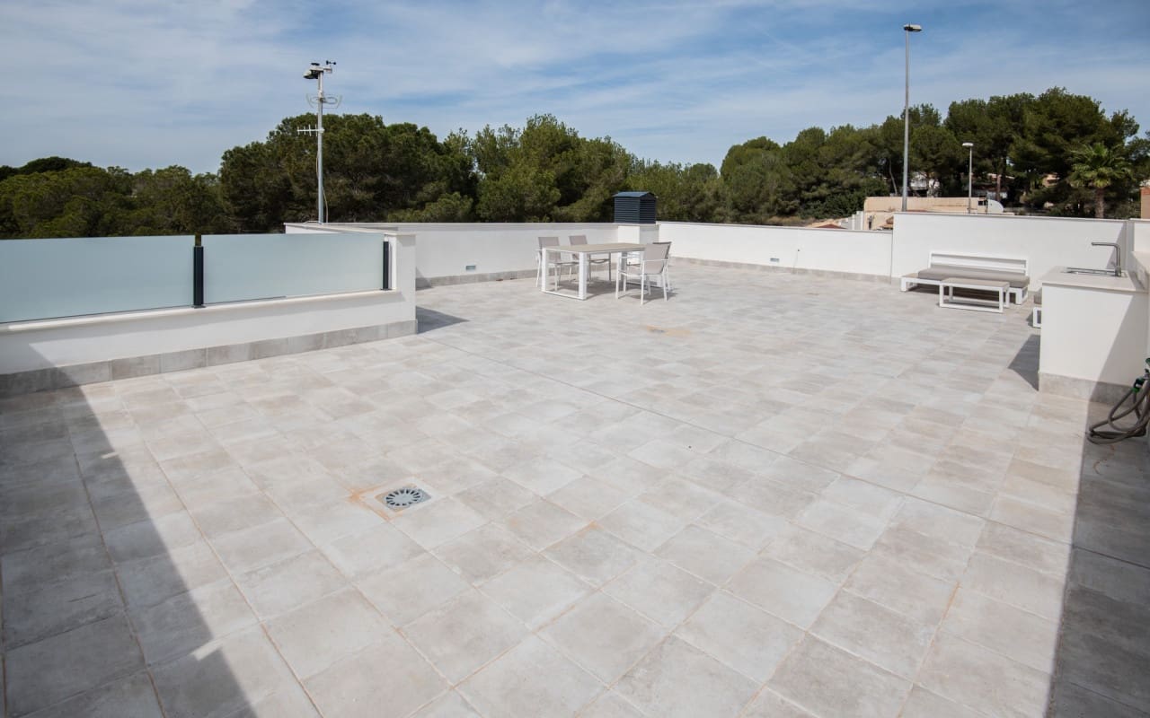 3 bedroom Villa for sale in Pinar de Campoverde - € 437,800 (Ref: 9046980)