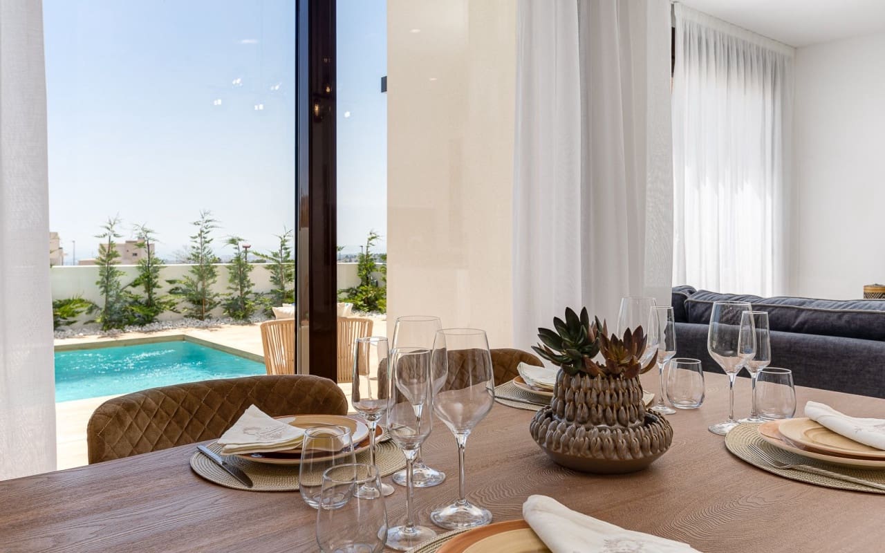 Chalet de 3 habitaciones en Finestrat en venta - 540.000 € (Ref: 9046983)