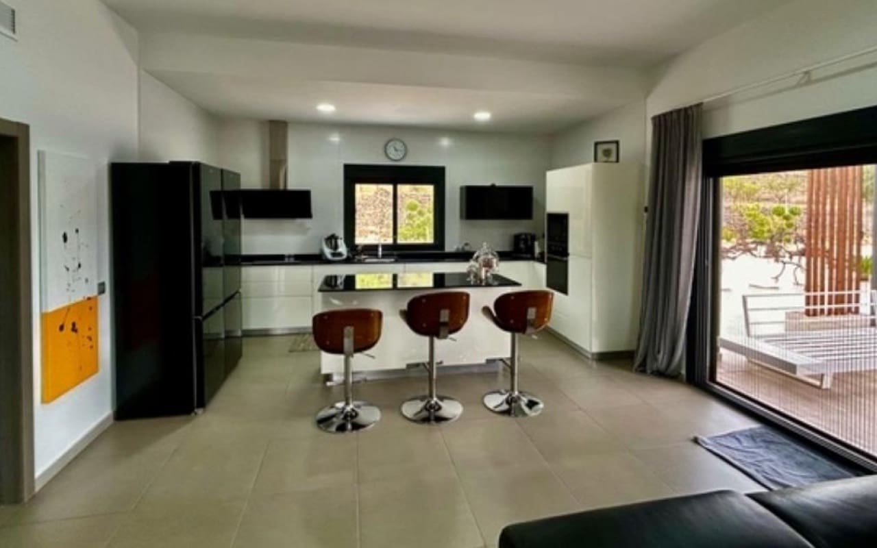 3 Zimmer Villa zu verkaufen in La Canalosa - 385.000 € (Ref: 9046985)