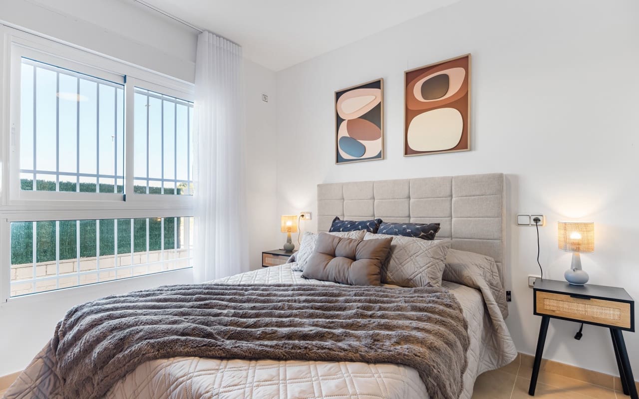 2 slaapkamer Appartement te koop in Orihuela Costa met zwembad - € 187.500 (Ref: 9046998)