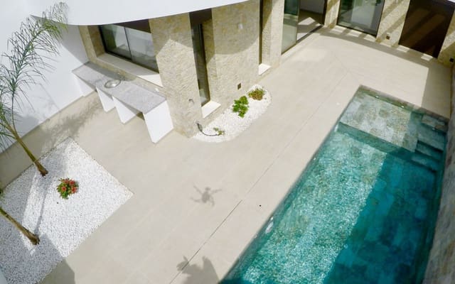 3 bedroom Townhouse for sale in Heredades, Almoradí - € 399,000 (Ref: 9047010)