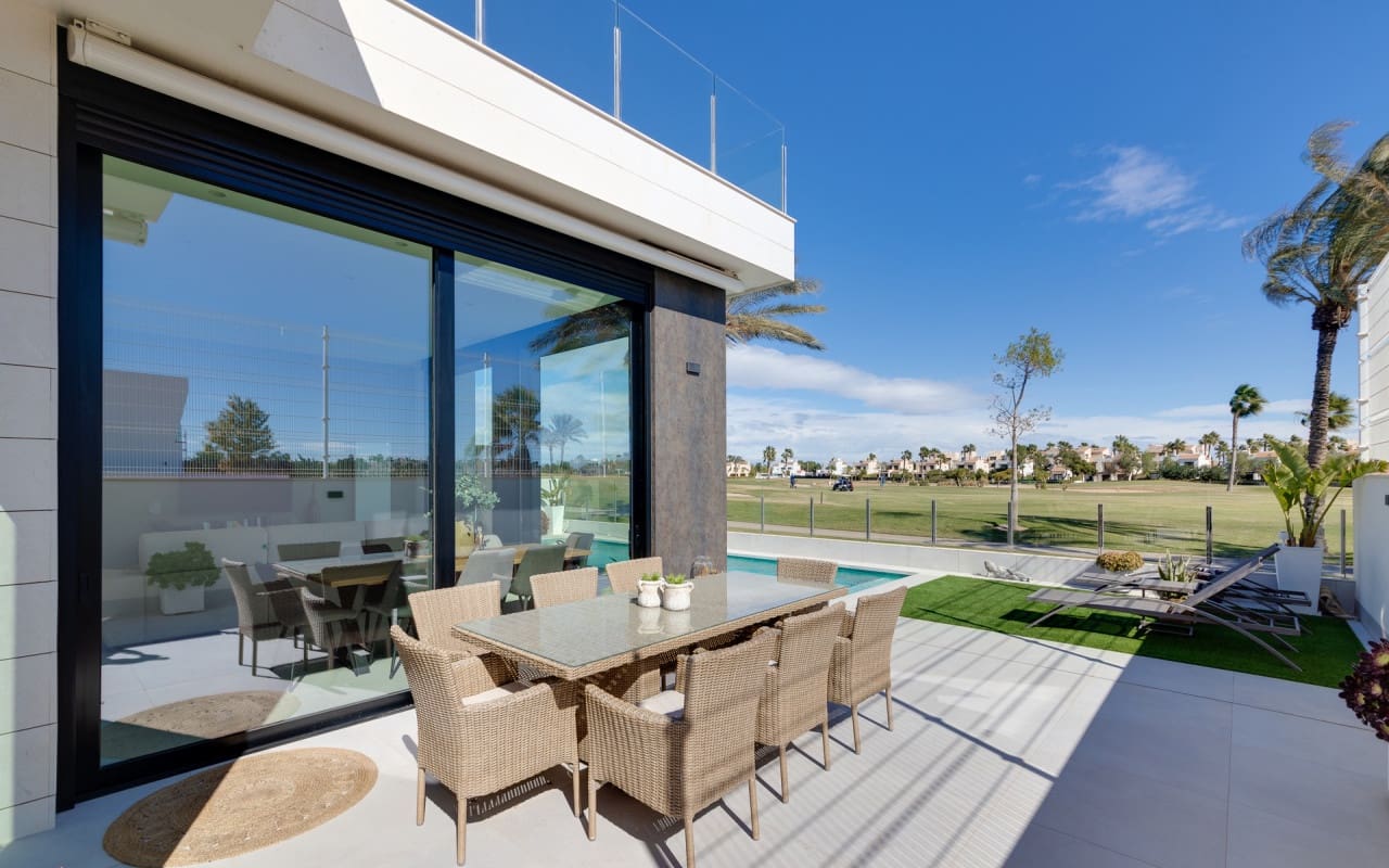 3 Zimmer Villa zu verkaufen in Pilar de la Horadada - 574.000 € (Ref: 9047023)