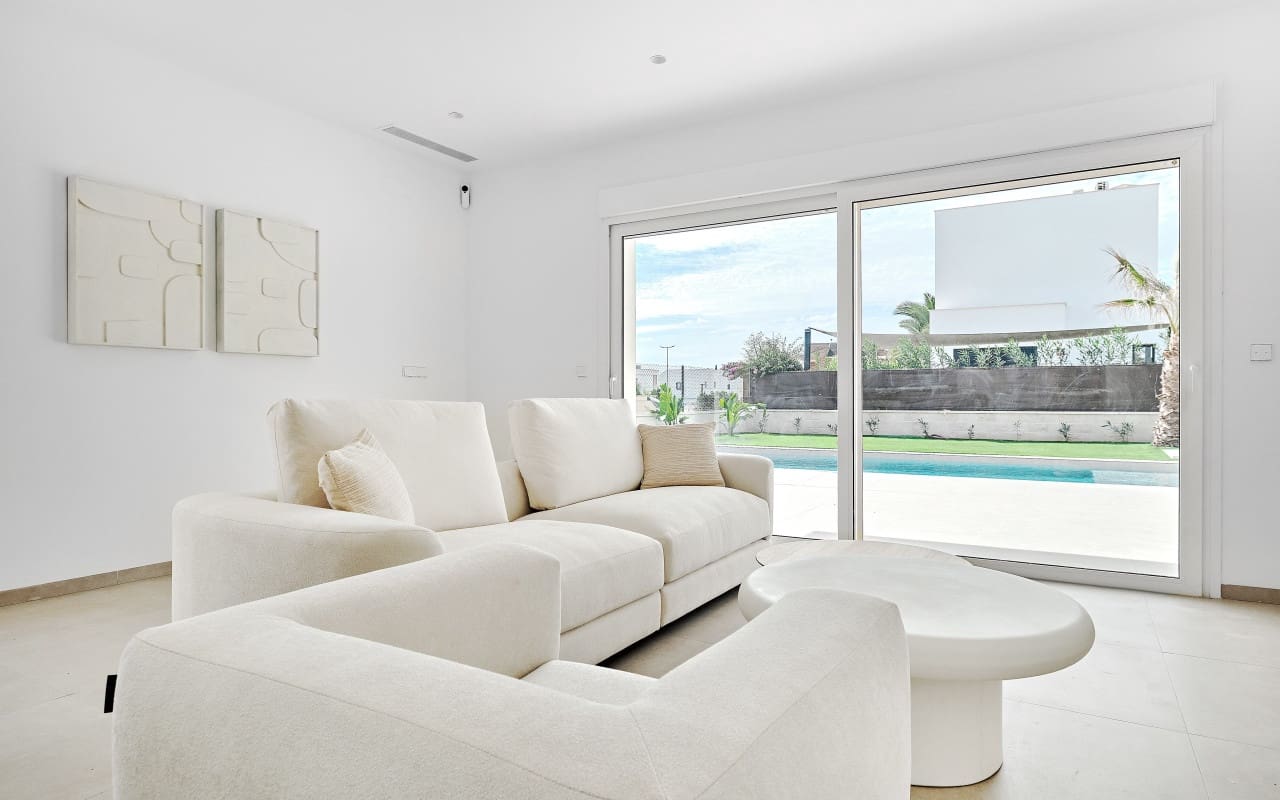 3 bedroom Villa for sale in Los Montesinos - € 439,000 (Ref: 9047029)