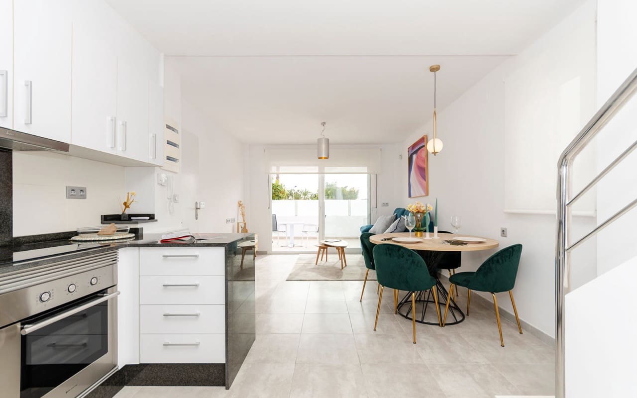 3 soverom Hus til salgs i Torrevieja - € 409 000 (Ref: 9049641)