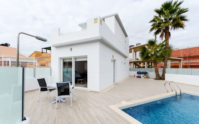 3 slaapkamer Huis te koop in El Chaparral - La Siesta - La Torreta, Torrevieja - € 409.000 (Ref: 9049641)