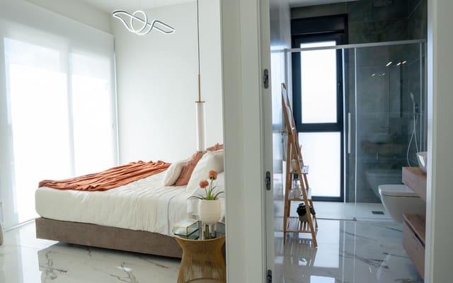 3 Zimmer Villa zu verkaufen in Ciudad Quesada, Rojales - 549.000 € (Ref: 9049835)