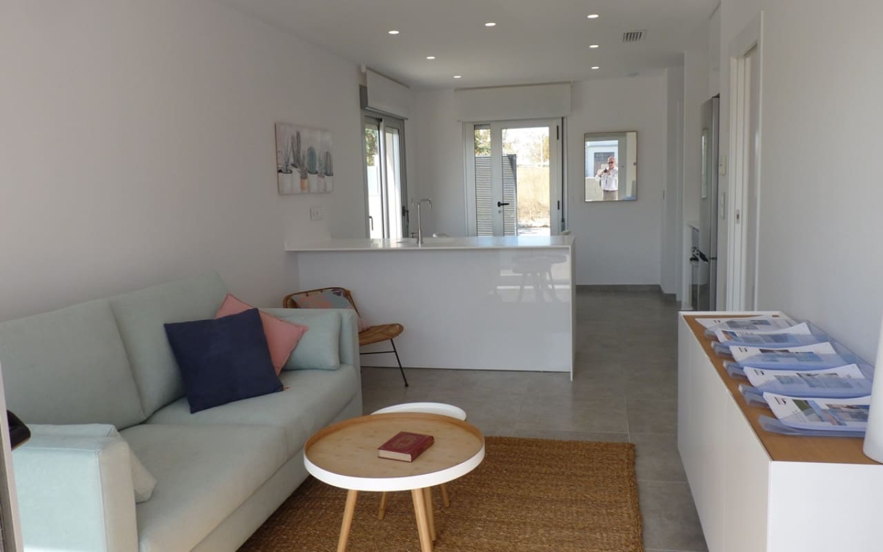 Apartamento de 3 habitaciones en Pilar de la Horadada en venta con piscina - 370.000 € (Ref: 9049905)