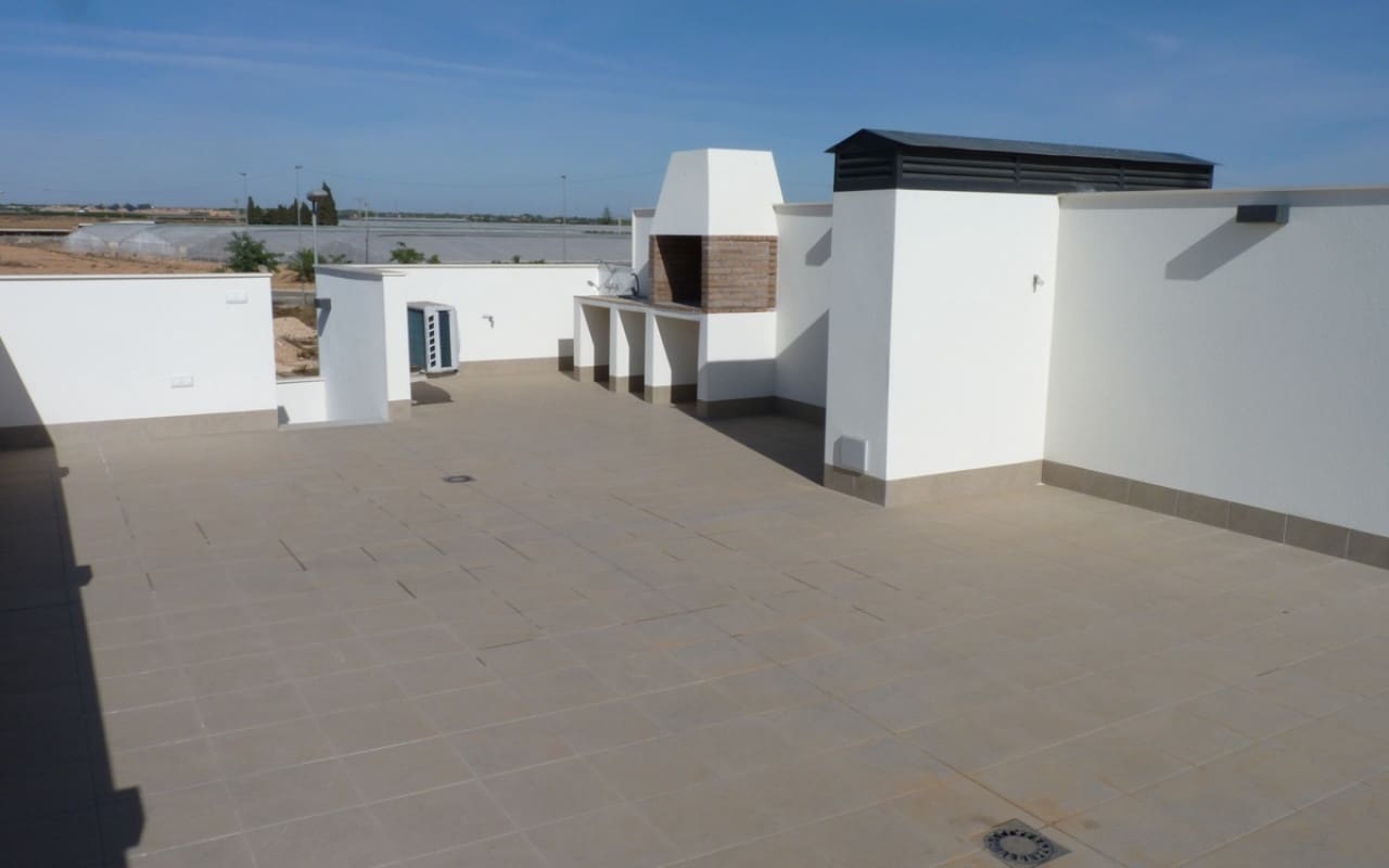 Apartamento de 3 habitaciones en Pilar de la Horadada en venta con piscina - 370.000 € (Ref: 9049905)