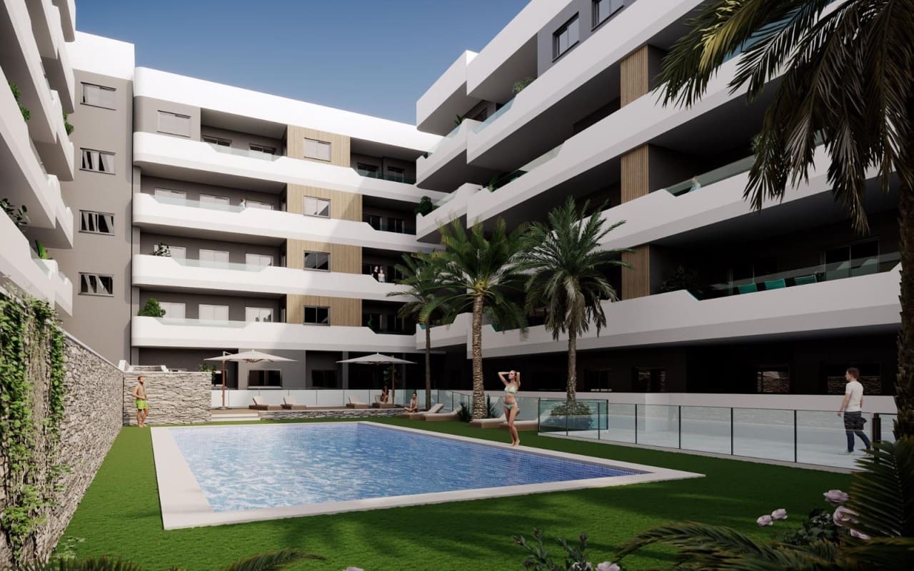 2 bedroom Apartment for sale in Santa Pola with pool - € 255,000 (Ref: 9049923)