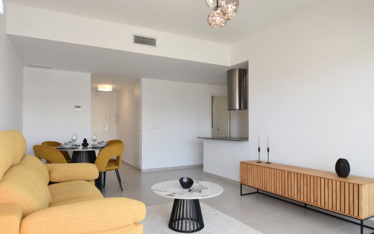 2 soveværelse Penthouse til salg i San Miguel de Salinas med swimmingpool - € 316.000 (Ref: 9050091)