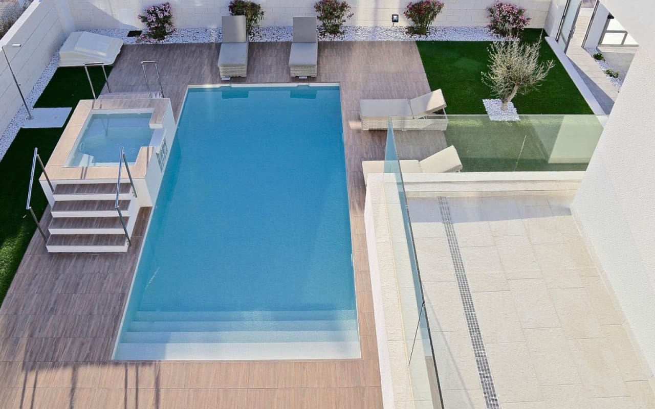 3 slaapkamer Villa te koop in Dehesa de Campoamor - € 1.035.000 (Ref: 9050106)