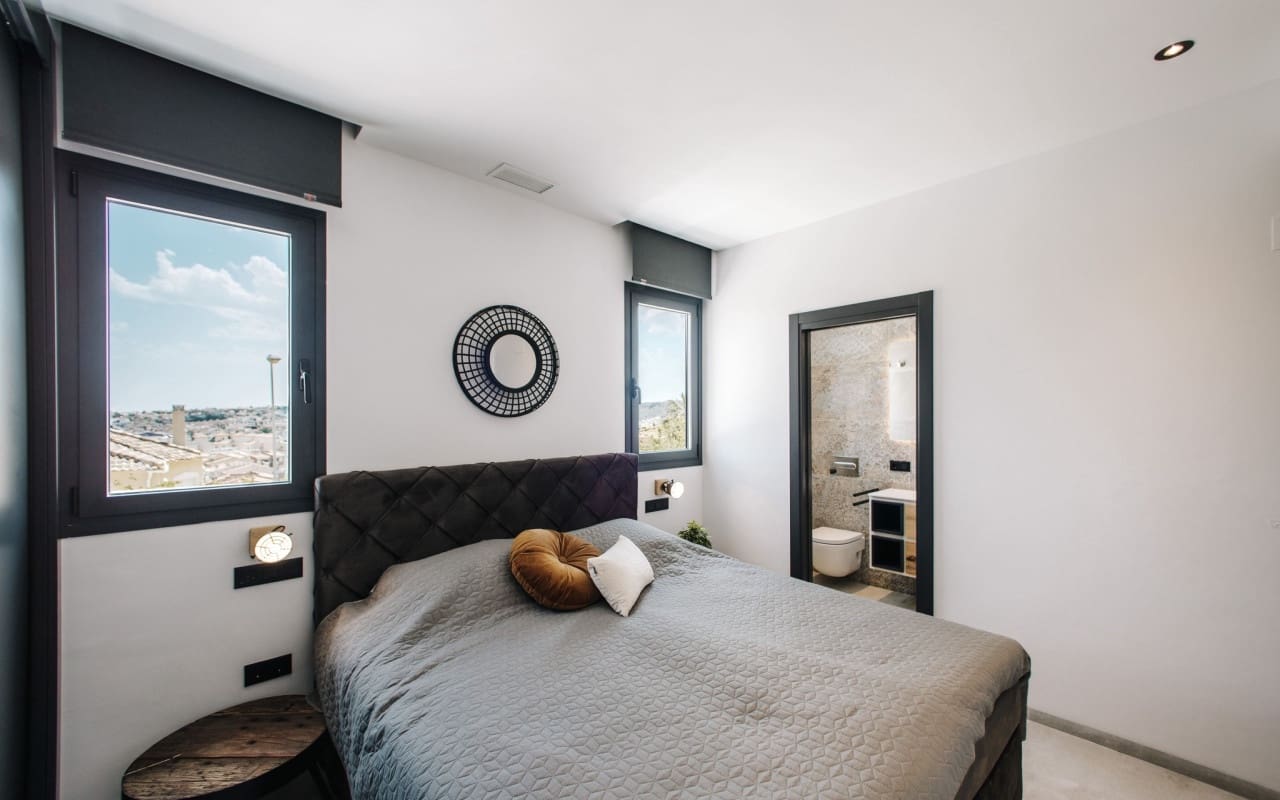 4 soverom Hus til salgs i Ciudad Quesada med svømmebasseng - € 599 000 (Ref: 9050113)