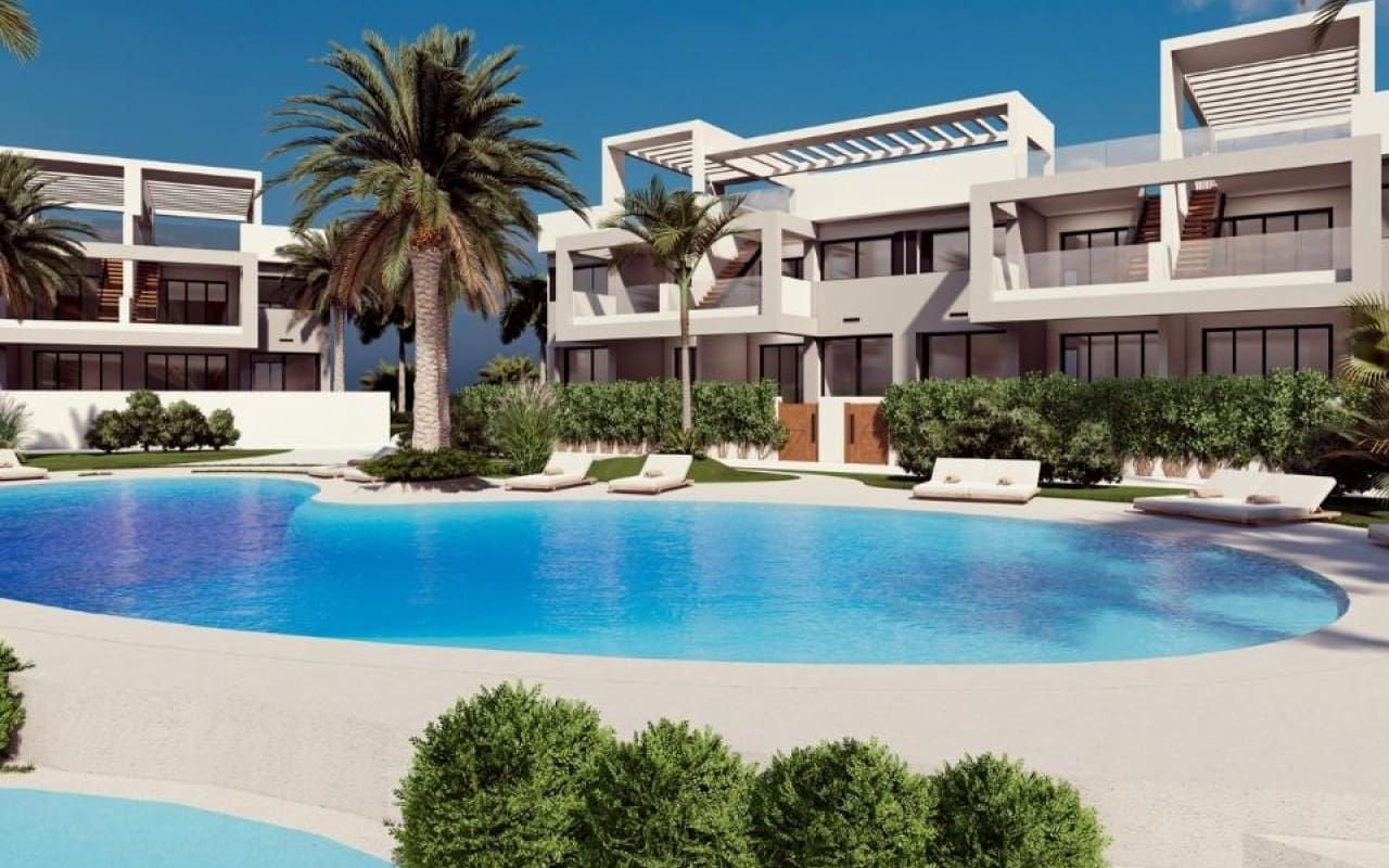 2 sovrum Hus till salu i Torrevieja med pool - 269 900 € (Ref: 9050116)