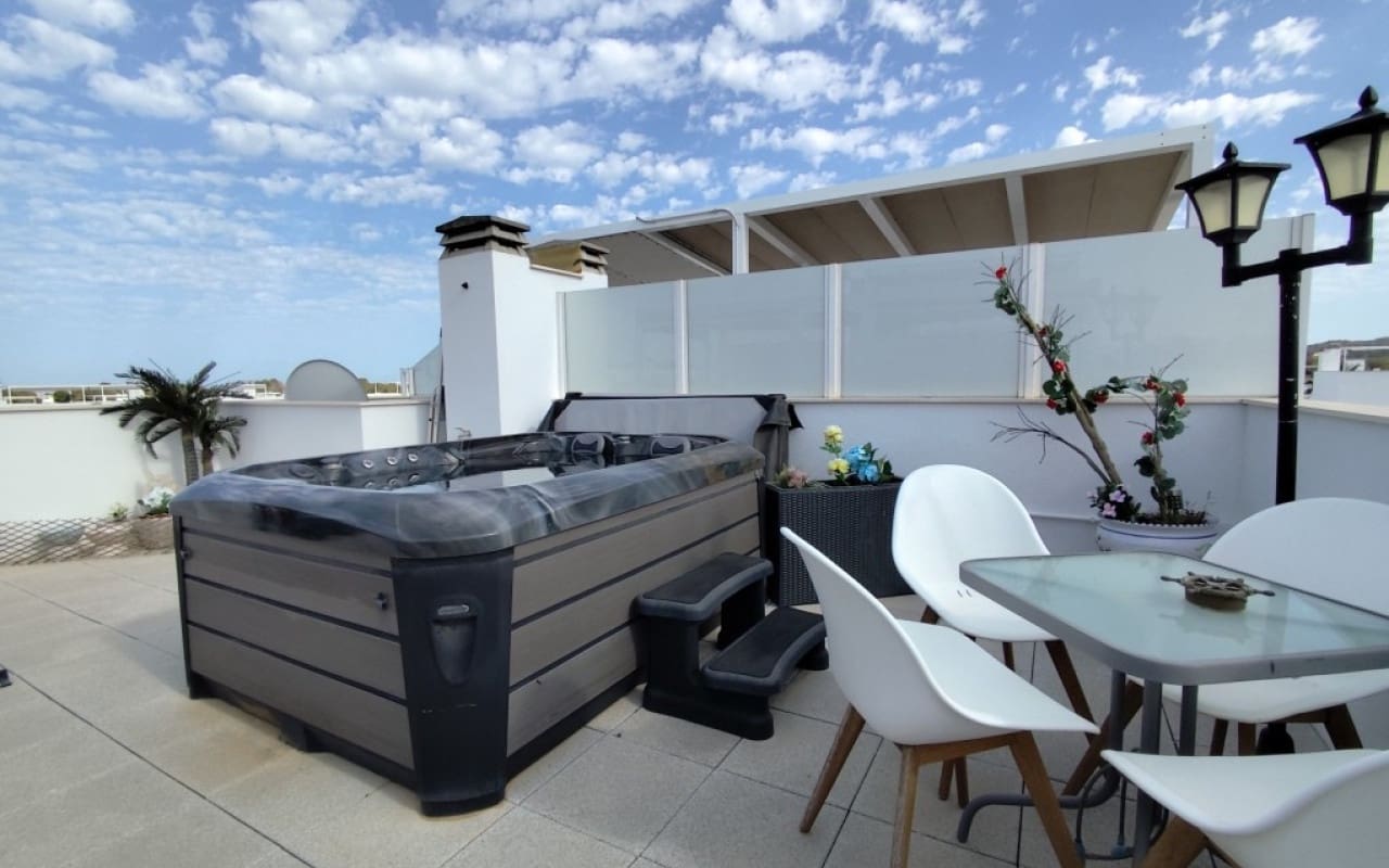 2 soveværelse Penthouse til salg i Vistabella med swimmingpool - € 229.950 (Ref: 9053621)