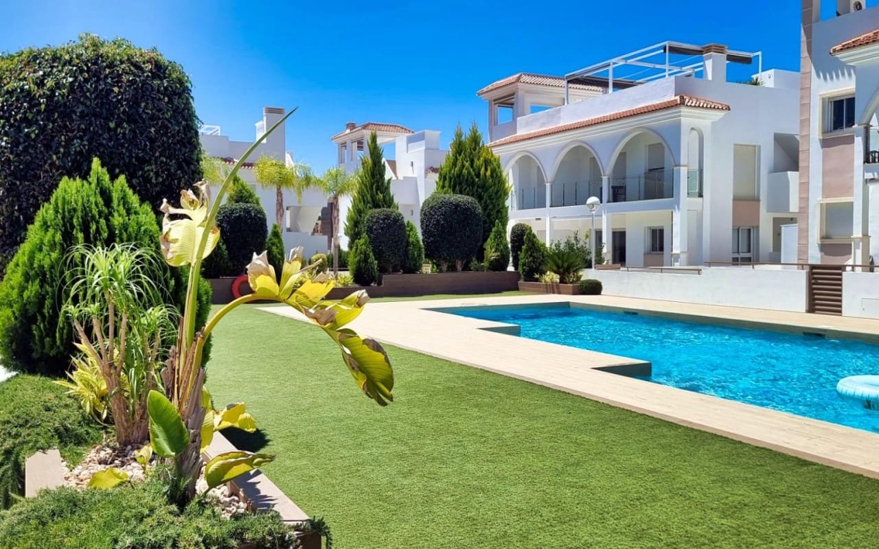 2 sypialnia Dom na sprzedaż w Dona Pepa z basenem - 324 900 € (Ref: 9053629)