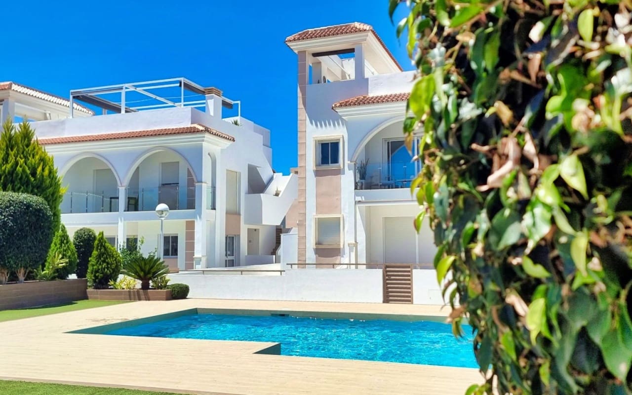 2 sypialnia Dom na sprzedaż w Dona Pepa z basenem - 324 900 € (Ref: 9053629)