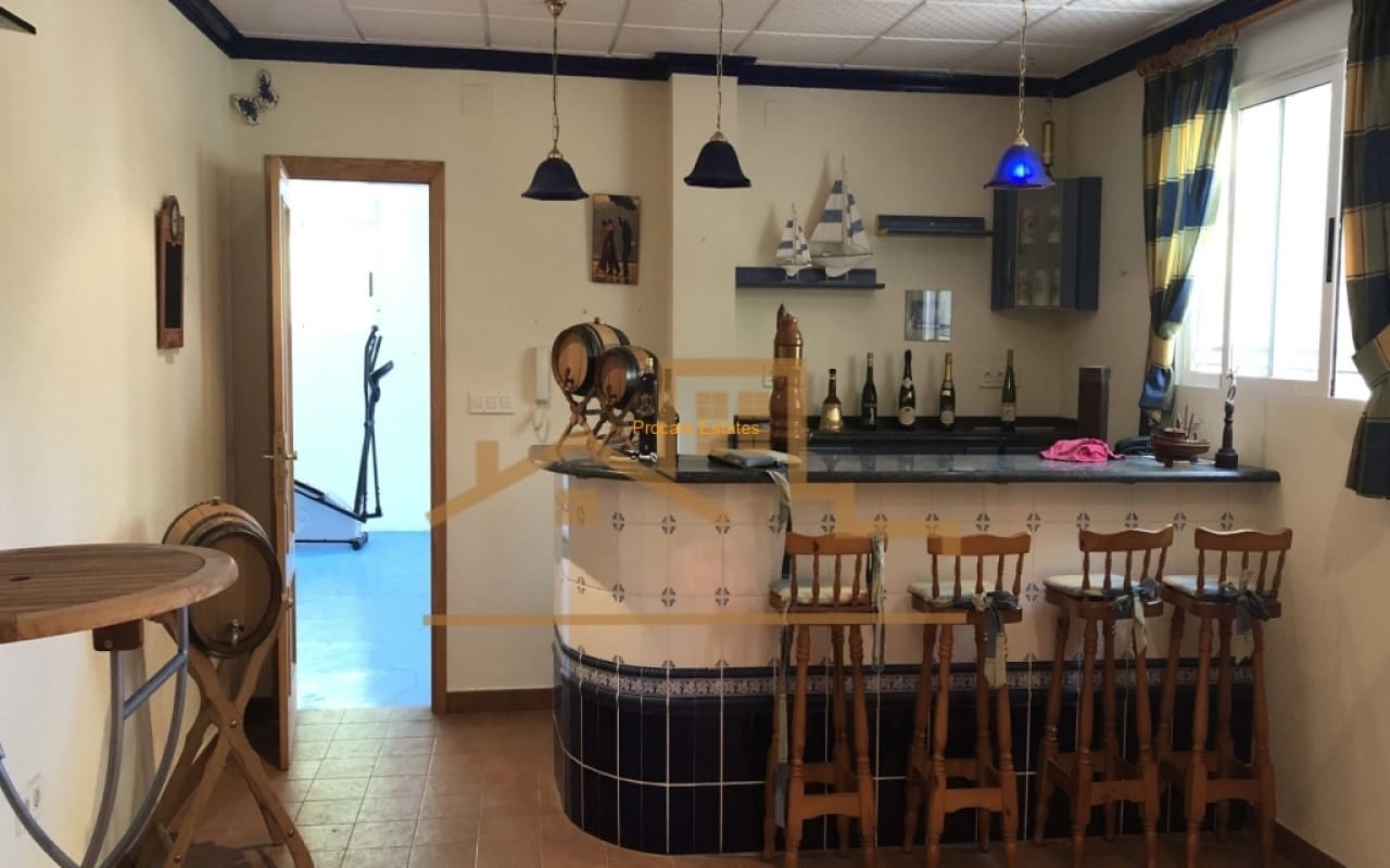 7 quarto Moradia para venda em La Marquesa com piscina - 1 250 000 € (Ref: 9053630)