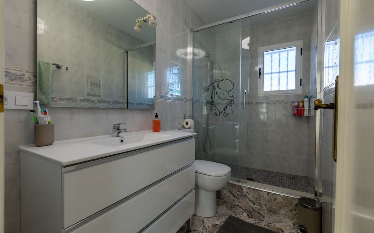 5 sovrum Villa till salu i Benijofar med pool - 495 000 € (Ref: 9053632)