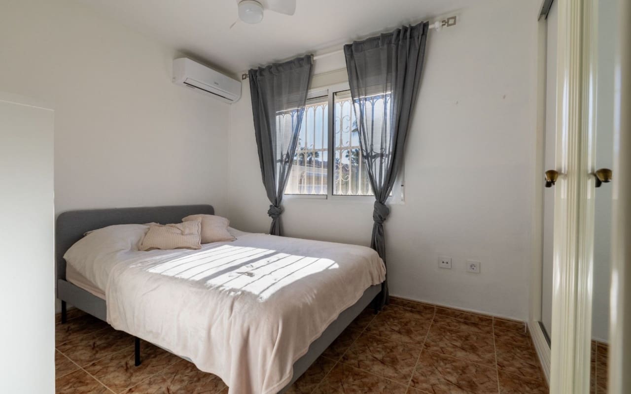 5 sovrum Villa till salu i Benijofar med pool - 495 000 € (Ref: 9053632)