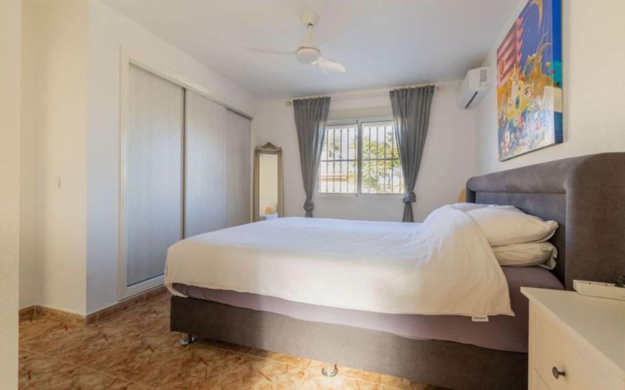 5 sovrum Villa till salu i Benijofar med pool - 495 000 € (Ref: 9053632)