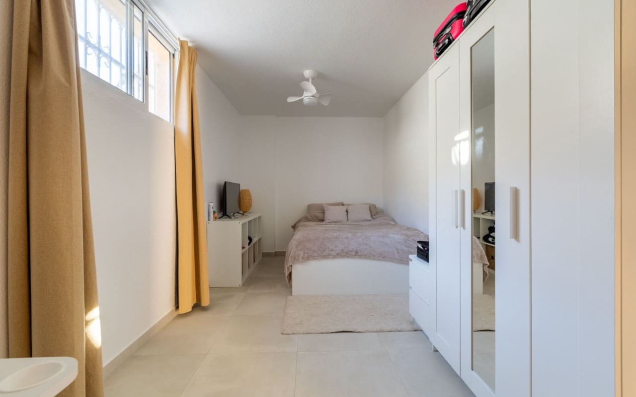 5 sovrum Villa till salu i Benijofar med pool - 495 000 € (Ref: 9053632)