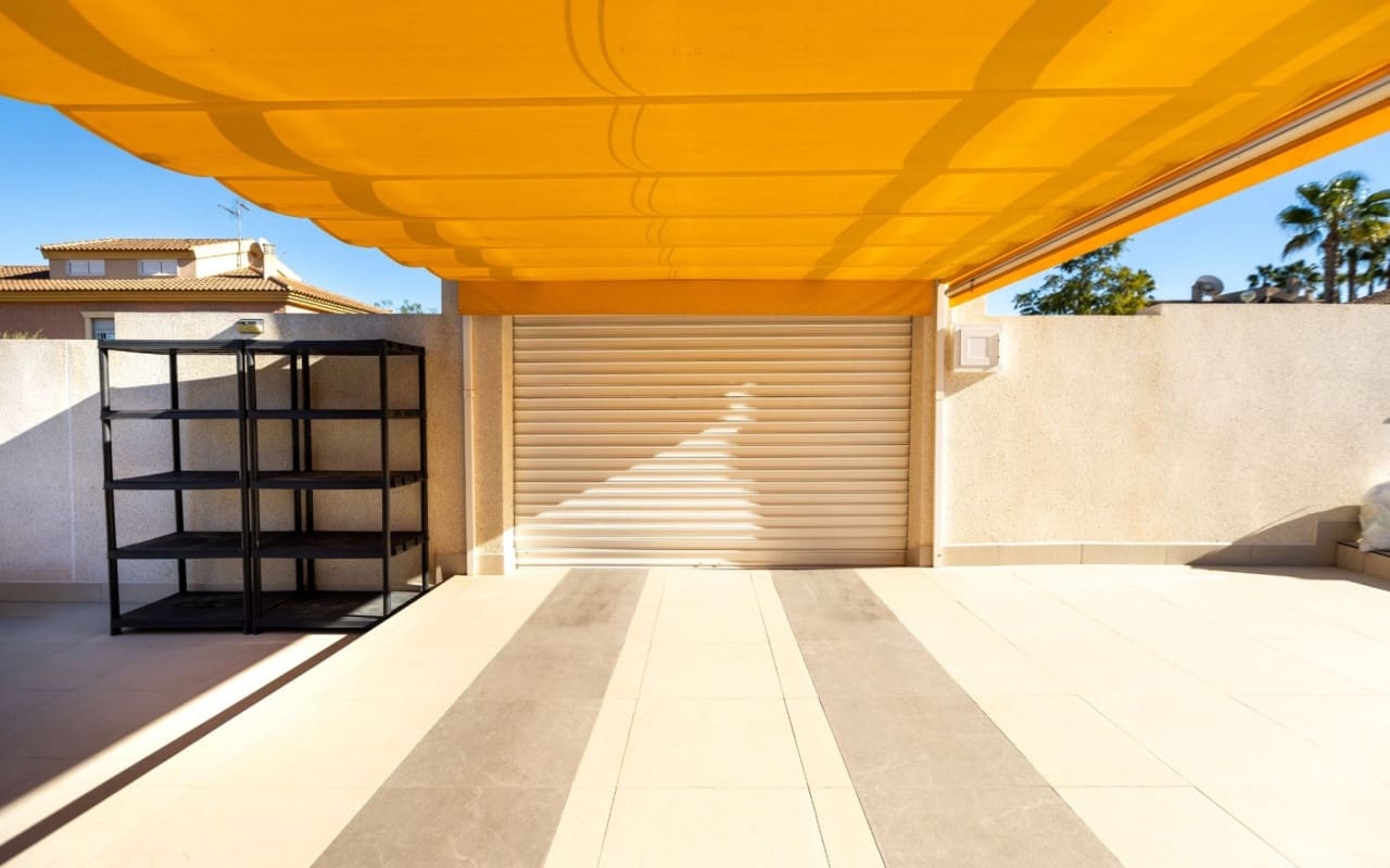 5 sovrum Villa till salu i Benijofar med pool - 495 000 € (Ref: 9053632)