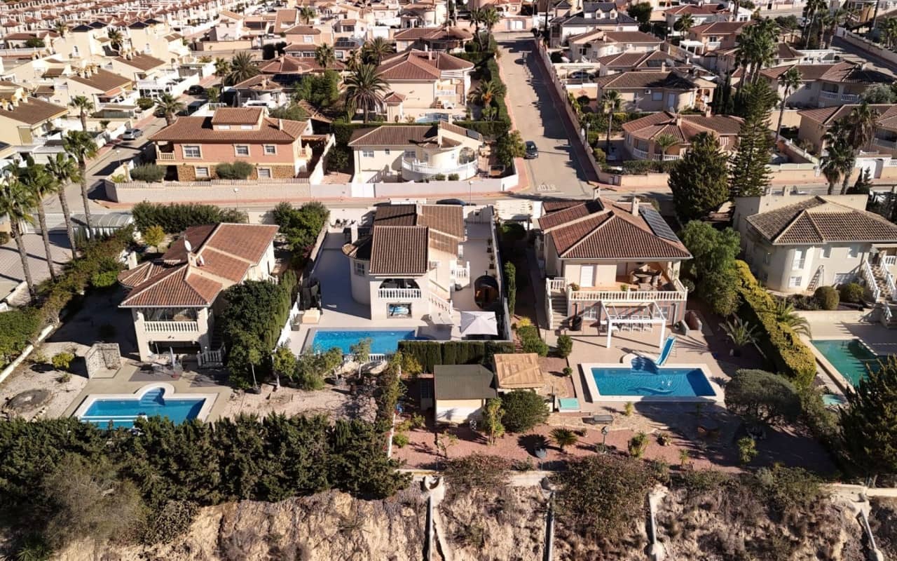 5 sovrum Villa till salu i Benijofar med pool - 495 000 € (Ref: 9053632)