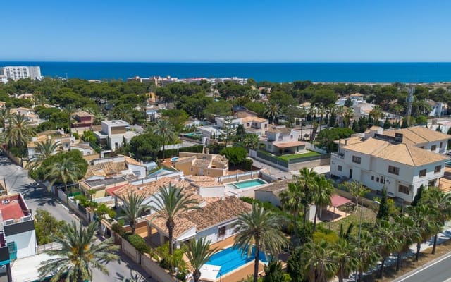 4 sovrum Villa till salu i Punta Prima, Orihuela - 699 950 € (Ref: 9053634)