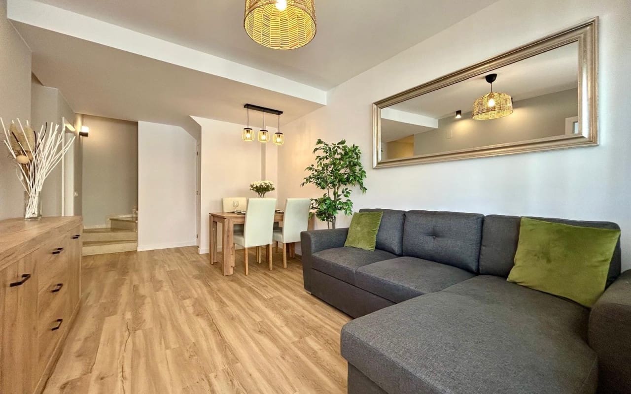 3 soverom Hus til salgs i Orihuela med svømmebasseng - € 288 000 (Ref: 9053638)