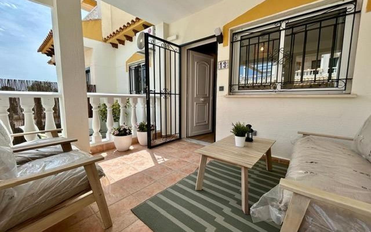 3 soverom Hus til salgs i Orihuela med svømmebasseng - € 288 000 (Ref: 9053638)