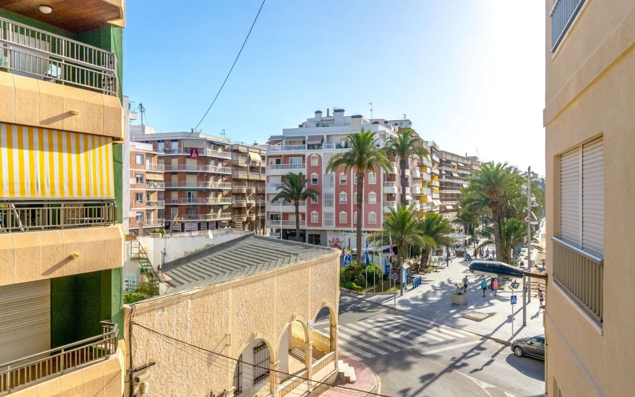 4 sypialnia Apartament na sprzedaż w Torrevieja - 379 000 € (Ref: 9053647)