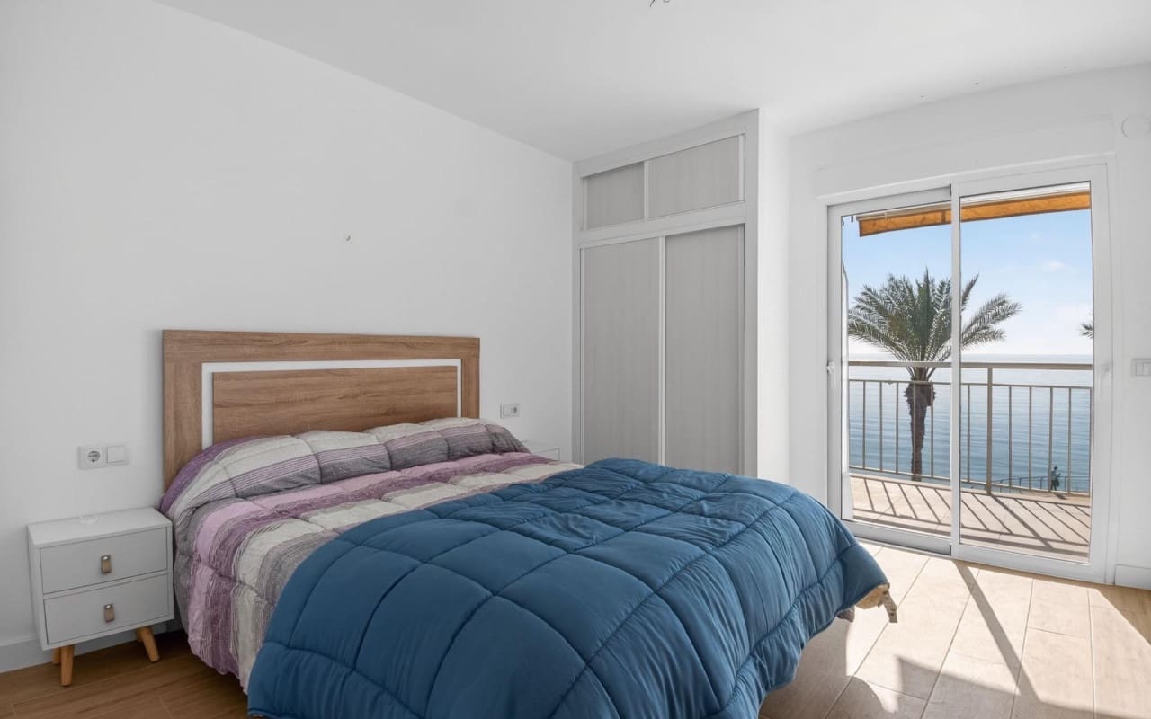 4 soveværelse Lejlighed til salg i Torrevieja - € 379.000 (Ref: 9053647)