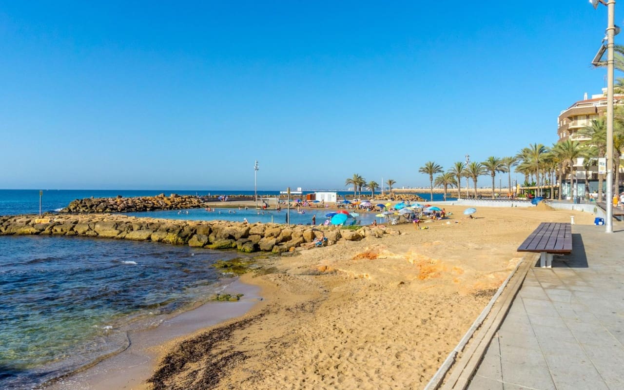 4 soveværelse Lejlighed til salg i Torrevieja - € 379.000 (Ref: 9053647)