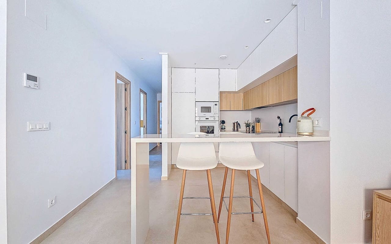 3 quarto Apartamento para venda em Guardamar del Segura com piscina - 264 950 € (Ref: 9053652)