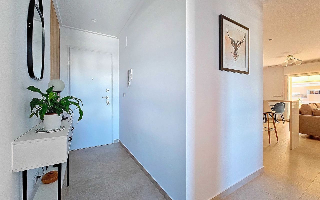 3 quarto Apartamento para venda em Guardamar del Segura com piscina - 264 950 € (Ref: 9053652)