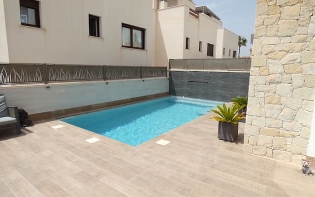3 Zimmer Villa zu verkaufen in Ciudad Quesada, Rojales - 399.999 € (Ref: 9072281)