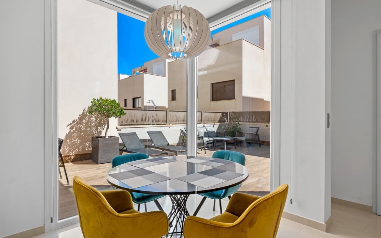 3 soveværelse Villa til salg i Ciudad Quesada - € 399.999 (Ref: 9072281)